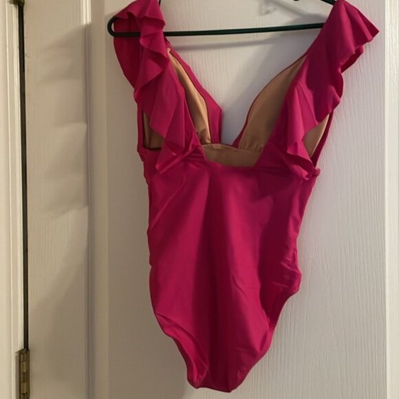 NWT J.Crew Ruched Ruffle One-Piece Swimsuit Magenta Orchid 0 Beach Travel Resort - Picture 3 of 6